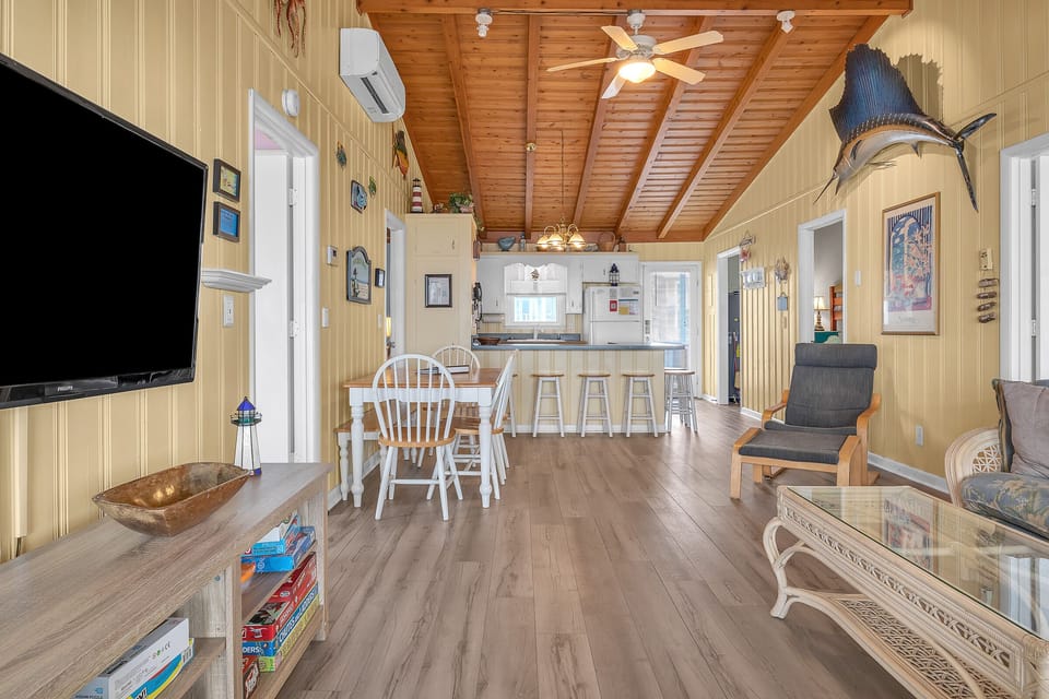 Living Room / Dining - South