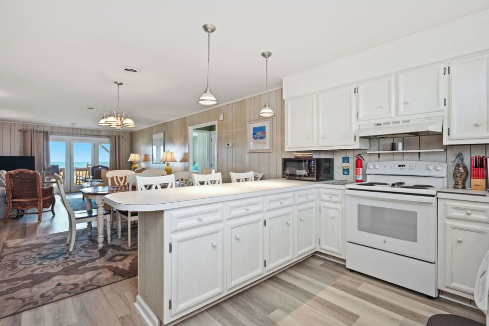 Kitchen - North