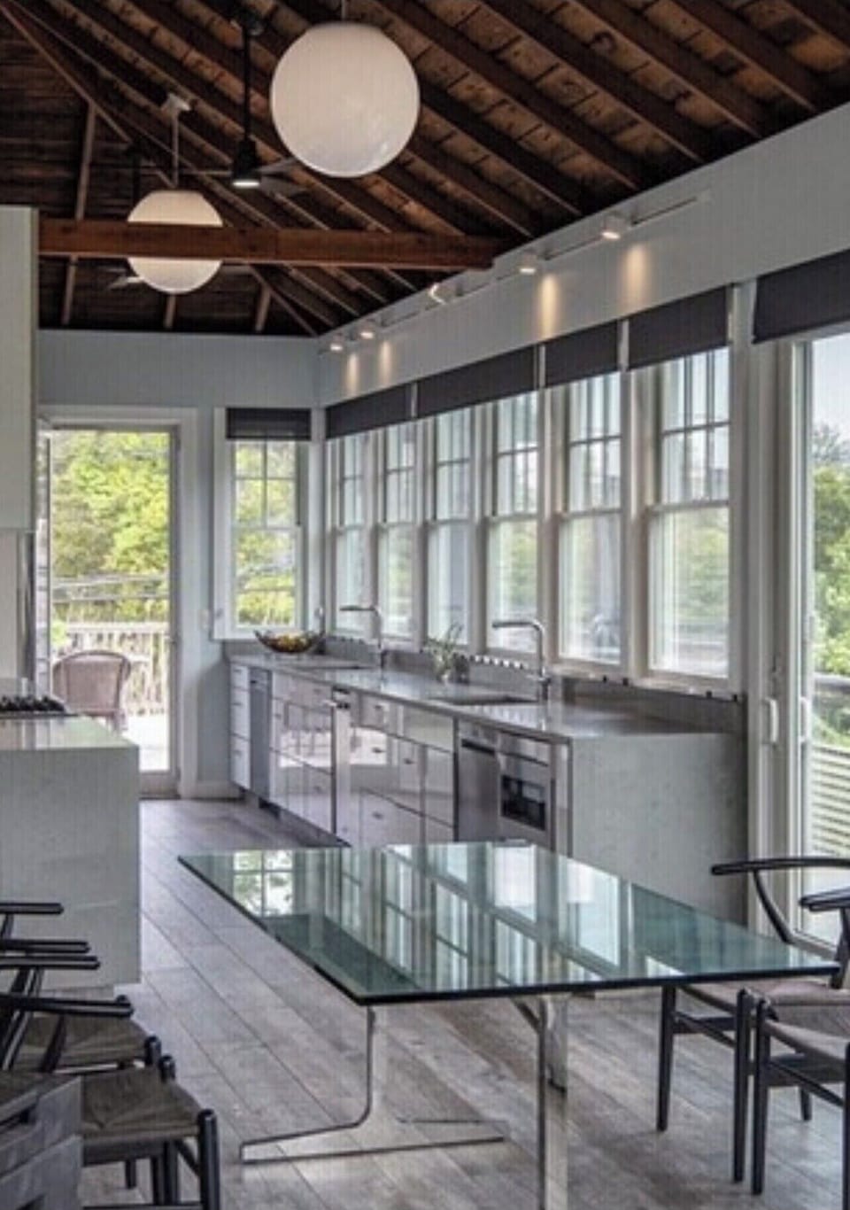 State of the art kitchen, open concept main floor with cathedral ceilings