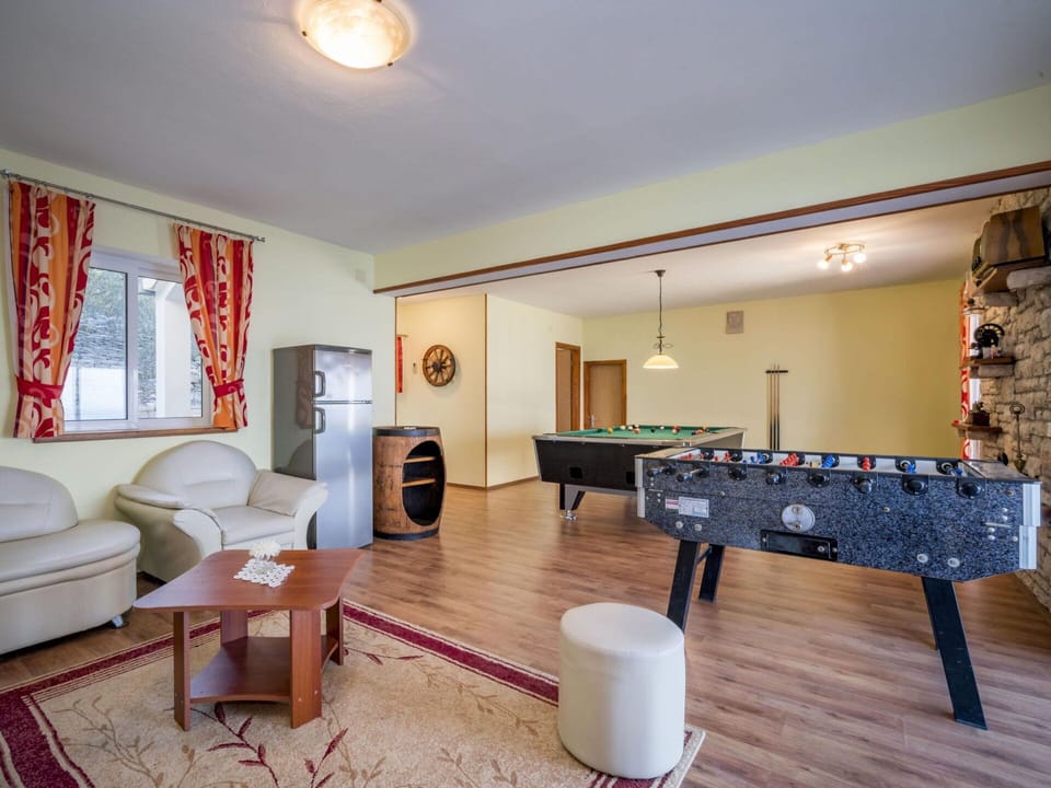 Table, Furniture, Property, Building, Azure, Wood, Couch, Interior Design, Floor, Flooring