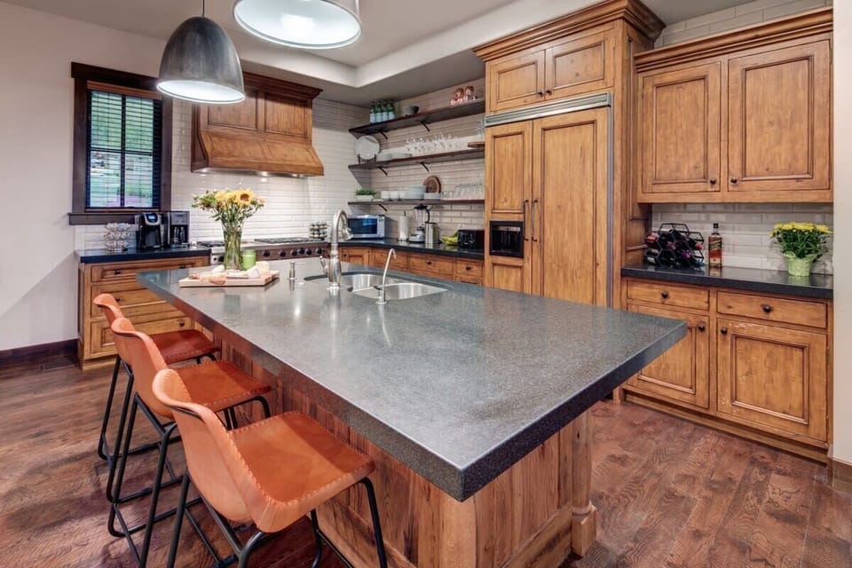 Breakfast bar