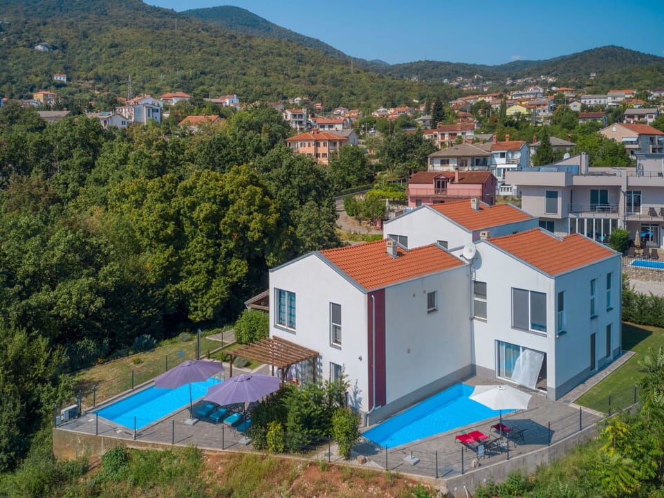 Property, Residential Area, House, Town, Real Estate, Building, Home, Human Settlement, Neighbourhood, Village