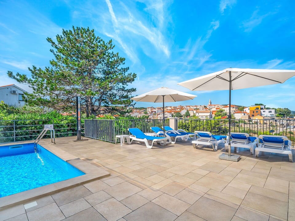 Cloud, Sky, Water, Property, Blue, Plant, Azure, Umbrella, Shade, Outdoor Furniture