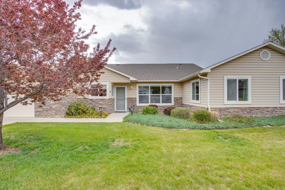 Montrose Vacation Rental | 3BR | 2BA | 1,450 Sq Ft | Step-Free Access