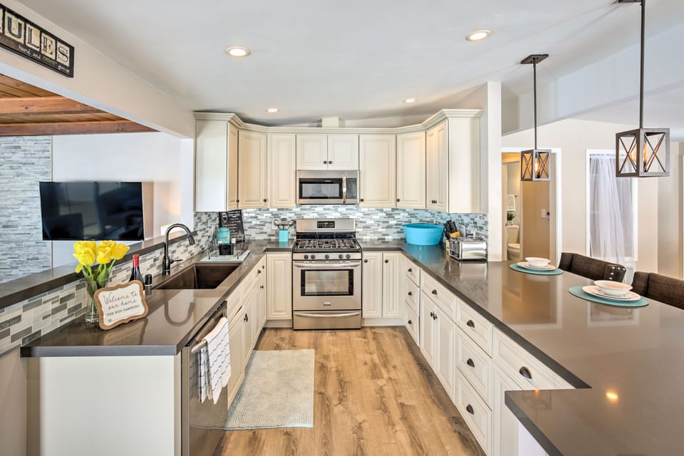 Kitchen | Fully Equipped