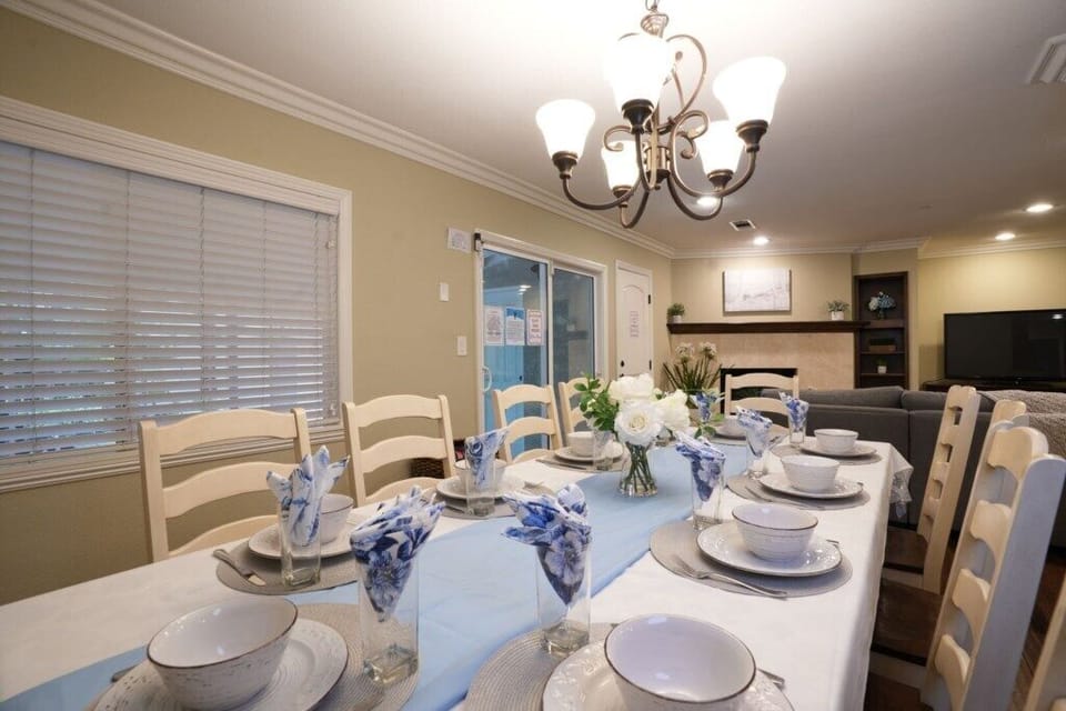 Dining Room with Ample Seating view 2