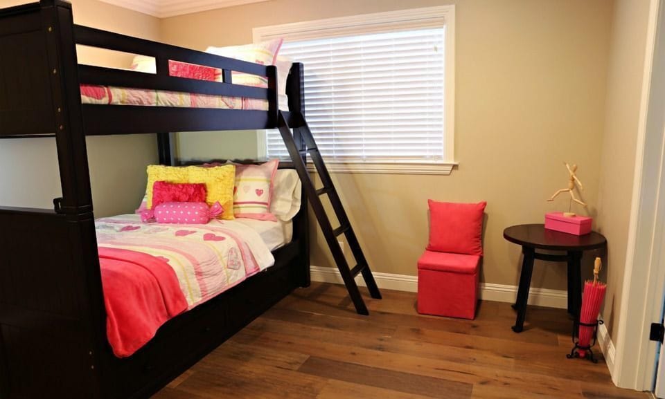 Bedroom 6 with Full over Full Bunkbed