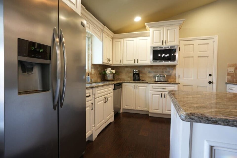 Upgraded Custom Kitchen with Granite Countertops view 2