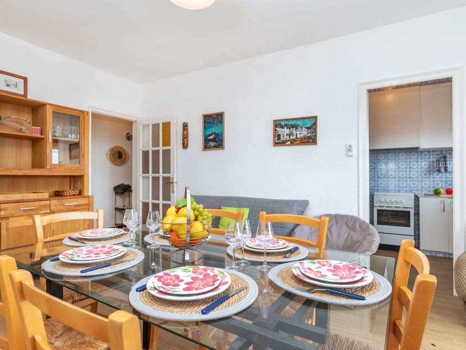 Furniture, Interior Design, Flooring, Floor, Dining Room, Wood, Room, Table, Ceiling, Chair