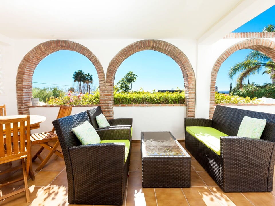 Property, Wicker, Furniture, Real Estate, Building, Room, Home, Interior Design, Patio, House