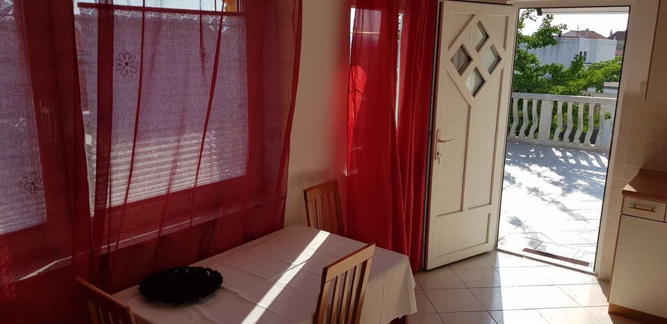 living/bedroom