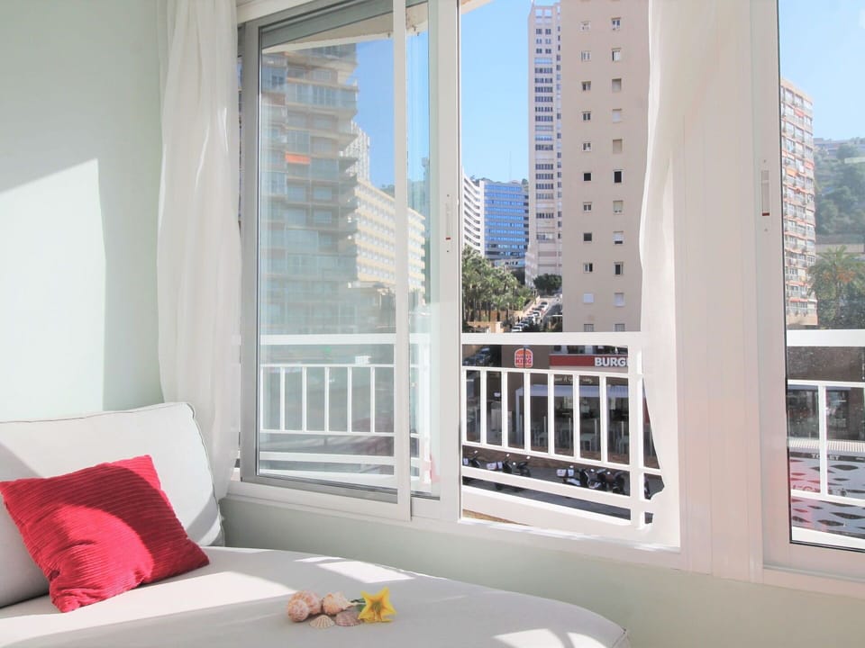 Property, Building, Window, Shade, Comfort, Sky, Wood, Floor, Couch