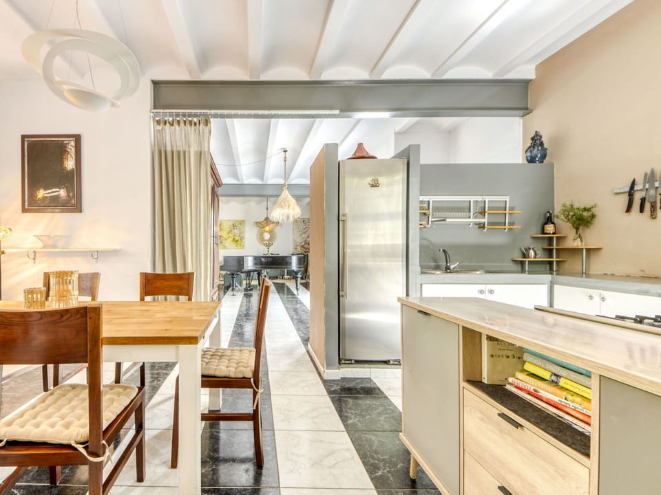 Countertop, Furniture, Cabinetry, Kitchen, Wood, Interior Design, Flooring, Floor, Building, Table