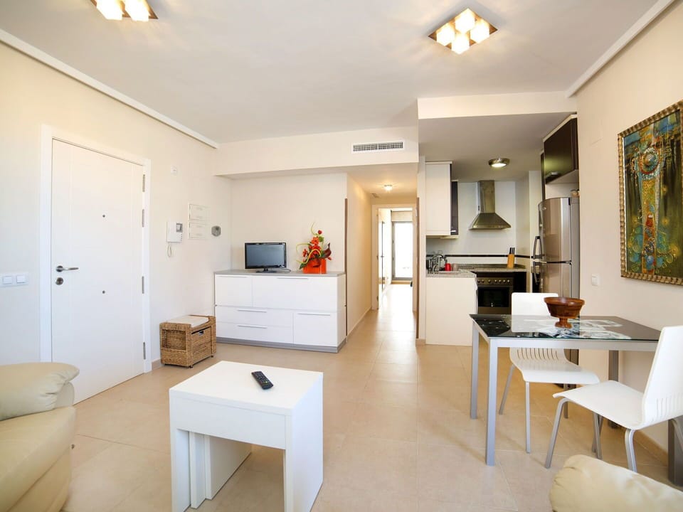 Room, Property, Interior Design, Building, Furniture, Ceiling, Floor, House, Table, Real Estate