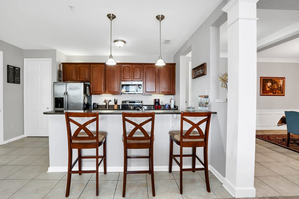 Breakfast bar