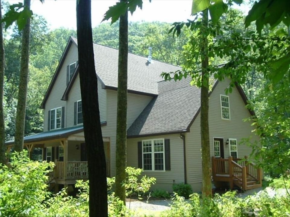Cub Creek Mountain Getaway