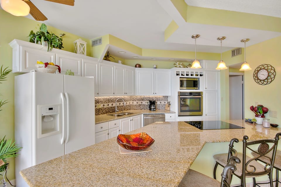 Another great view of the large kitchen