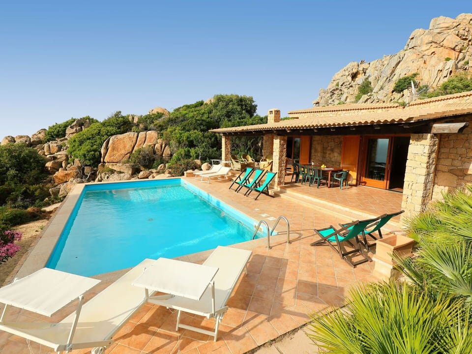 Property, Swimming Pool, House, Building, Real Estate, Estate, Vacation, Villa, Resort, Home