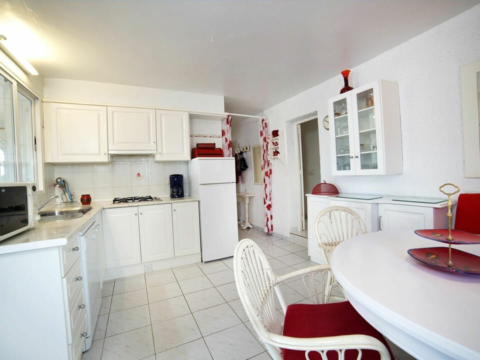 Cabinetry, Furniture, Property, Kitchen Sink, White, Countertop, Kitchen Appliance, Chair, Window, Sink