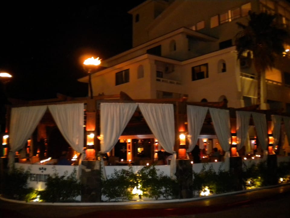Popular Night Spot & Restaurant