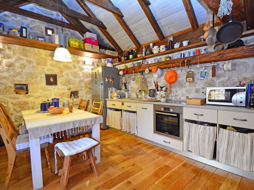 Property, Room, Building, Interior Design, Kitchen, Ceiling, Furniture, Beam, Floor, Wood Flooring