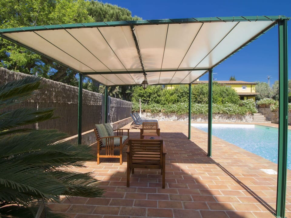 Property, Real Estate, Shade, Canopy, Roof, Building, House, Pergola, Architecture, Patio