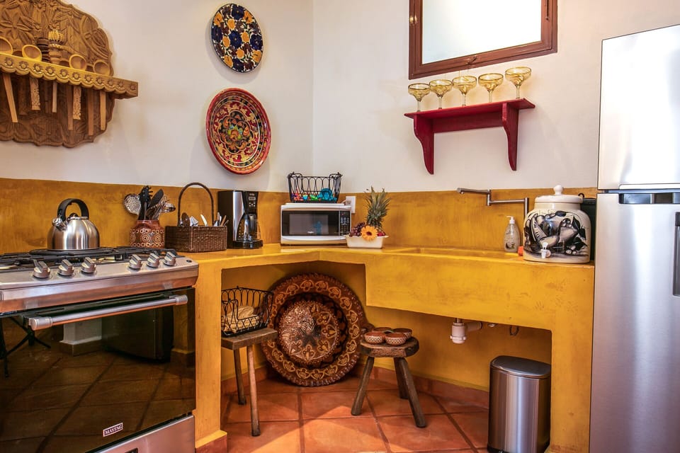 CANELO. Fully Equipped Kitchen.
