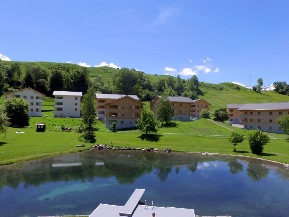 Cloud, Water, Sky, Property, Plant, Swimming Pool, Building, Window, Azure, Blue