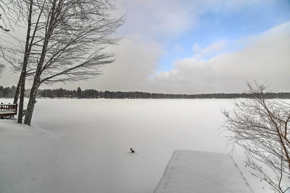 Lakefront | Wintertime