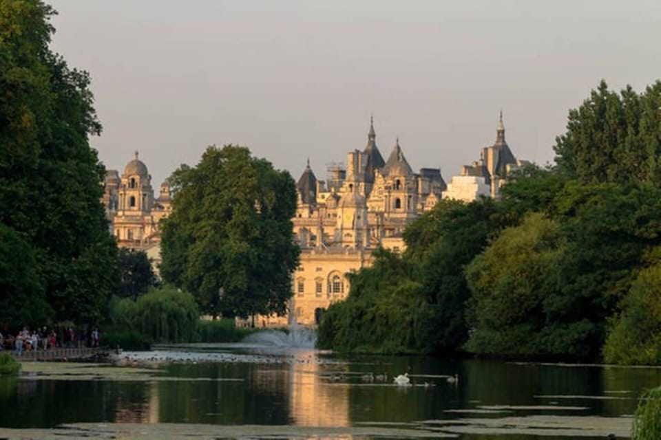 St. James Park 5 min walk