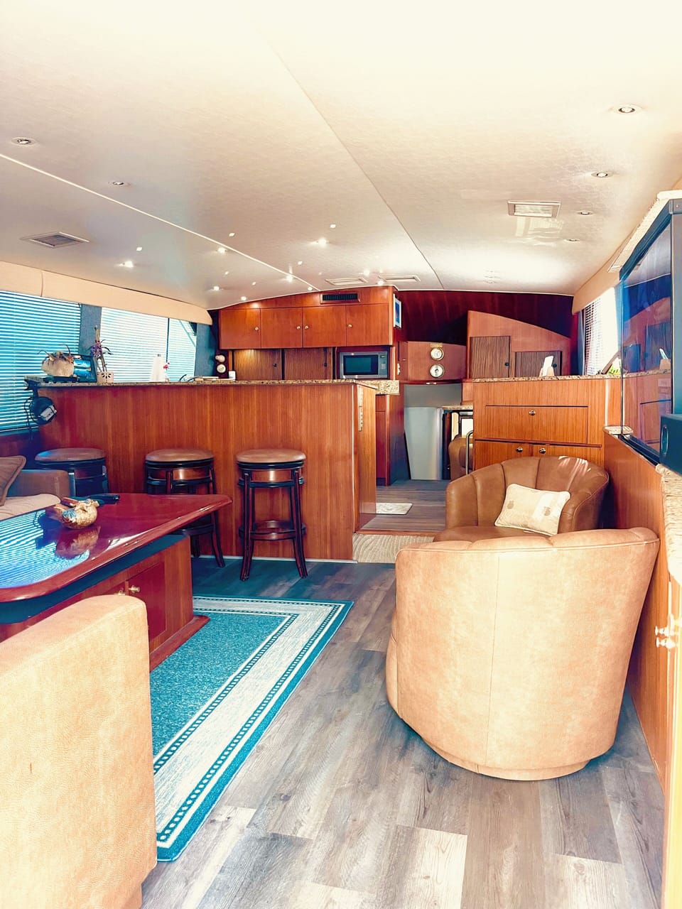 Main salon living space