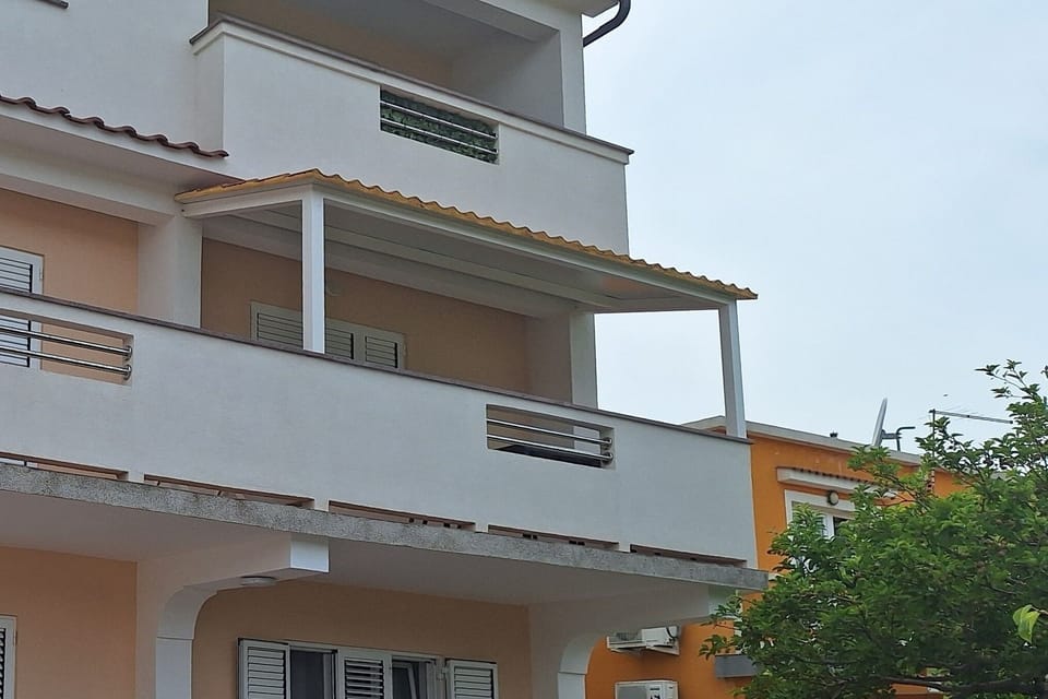 Balcony 1