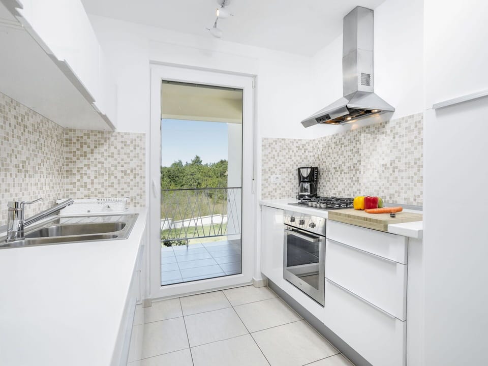 Property, Room, White, Interior Design, Furniture, House, Building, Kitchen, Floor, Countertop
