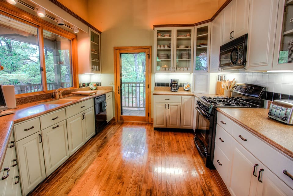 Spacious and well-equipped kitchen