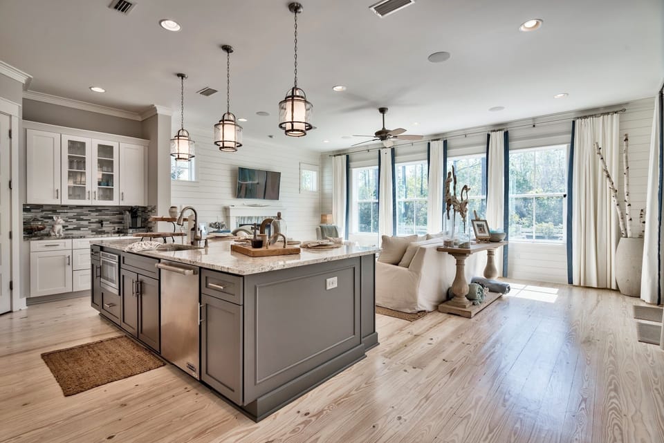 First Floor: Kitchen