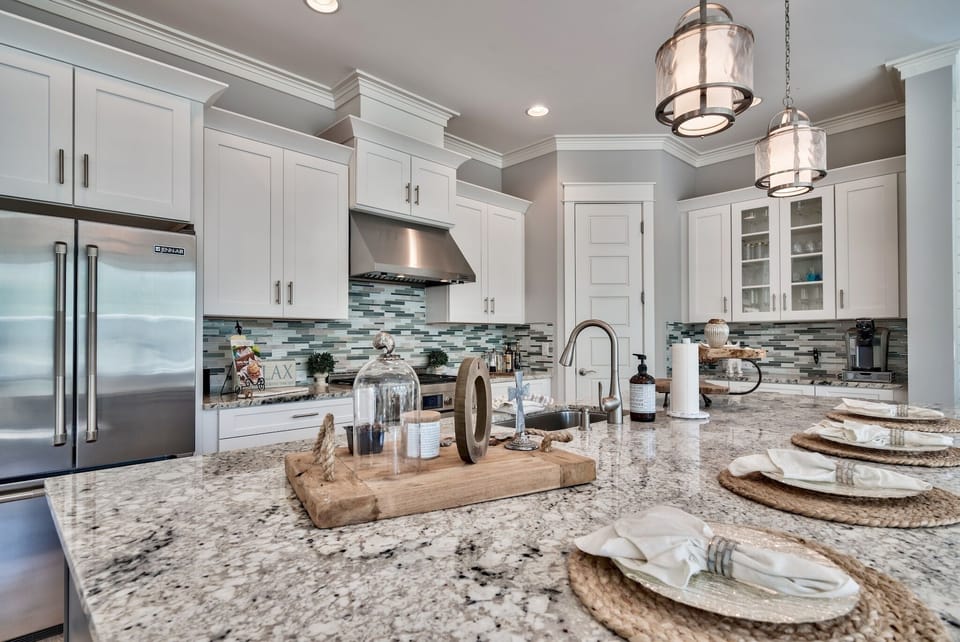 First Floor: Kitchen