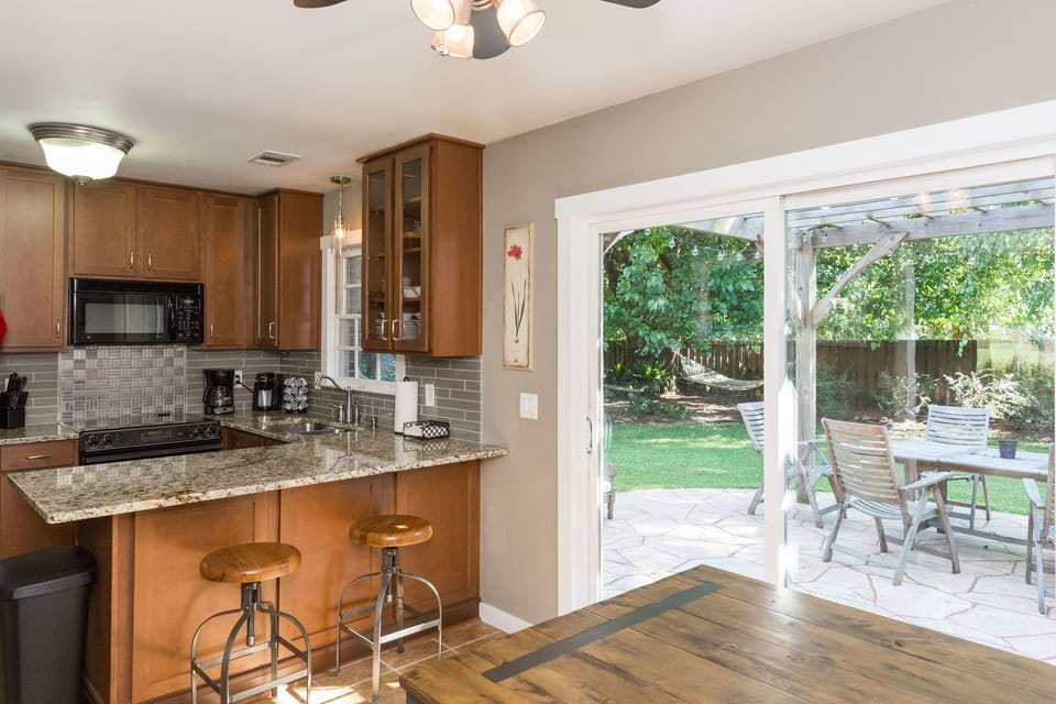 Kitchen, Outdoor Patio