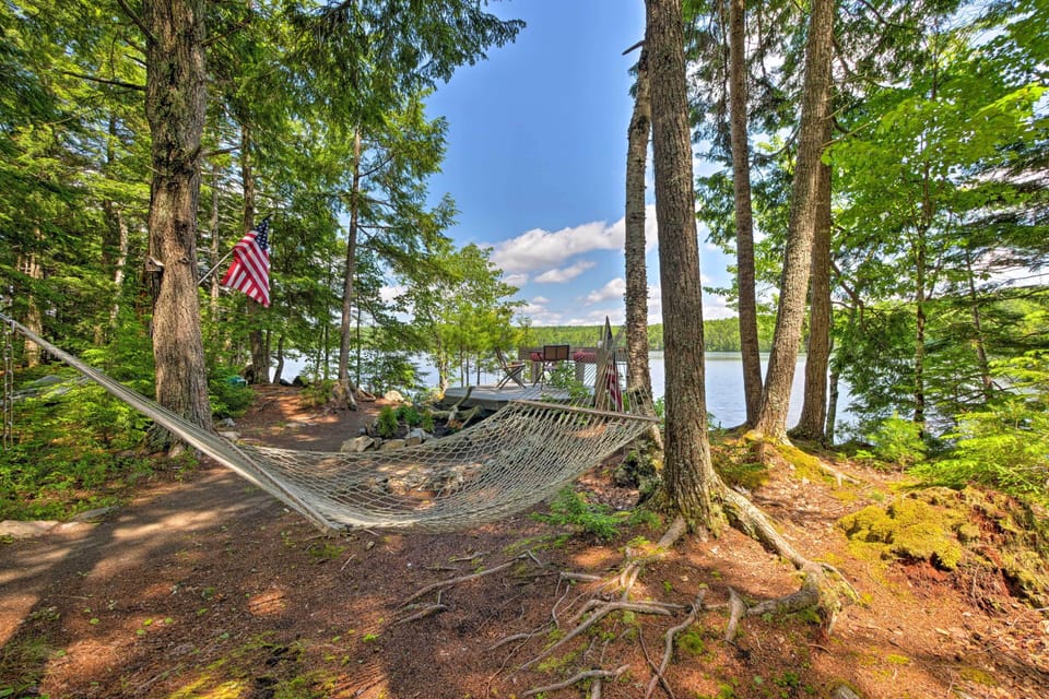 Great Pond Vacation Rental | 2BR | 1BA | Steps to Enter | 1,600 Sq Ft