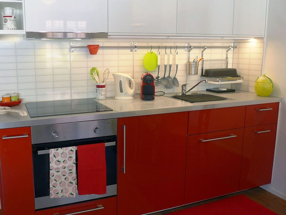 Countertop, Kitchen, Cabinetry, Room, Furniture, Property, Major Appliance, Kitchen Stove, Interior Design, Home Appliance