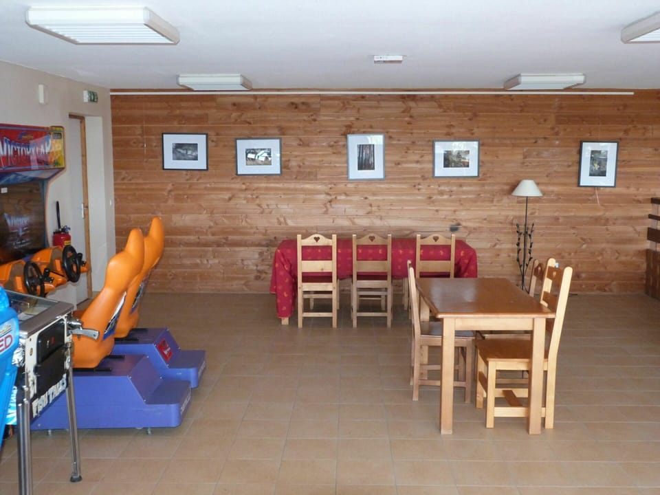 Furniture, Property, Window, Table, Chair, Interior Design, Wood, Architecture, Flooring, Floor