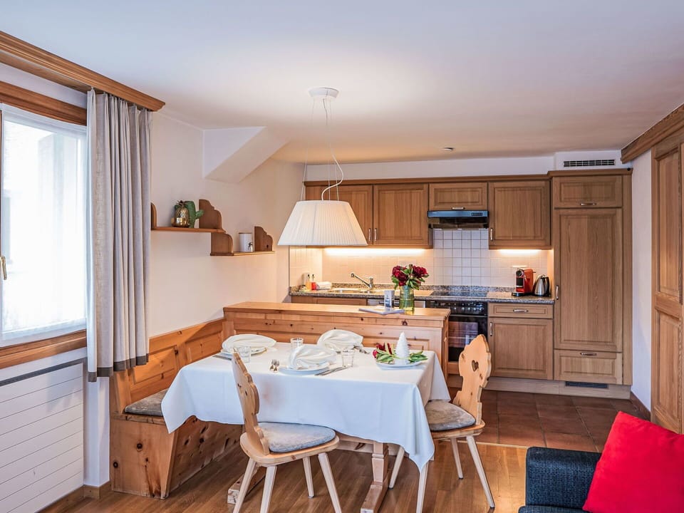 Furniture, Property, Cabinetry, Azure, Wood, Interior Design, Window, Table, Kitchen, Chair