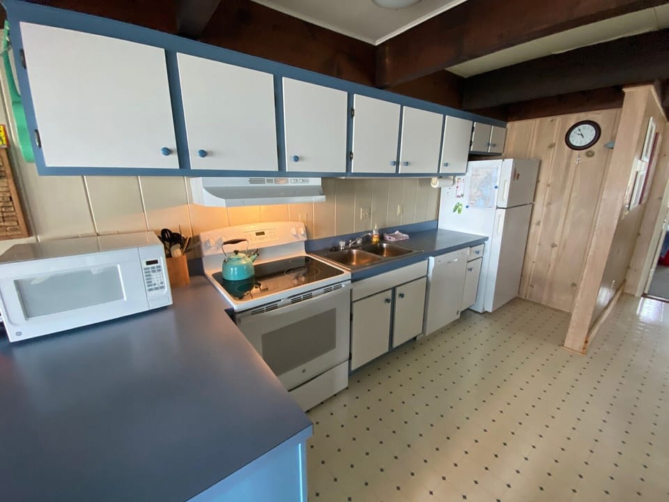 Kitchen in between living room and 1st floor bedroom