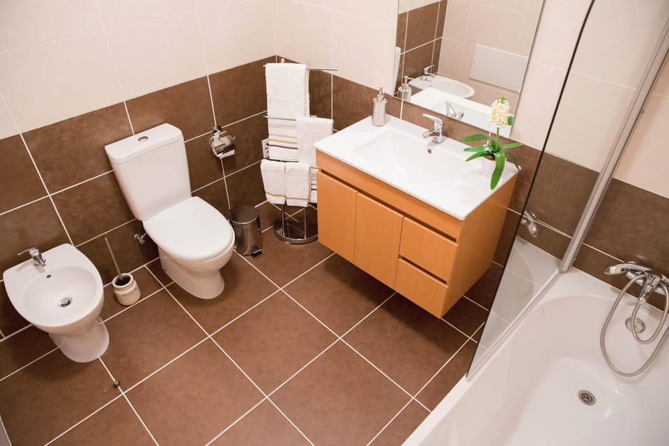 Bathroom with bathtub