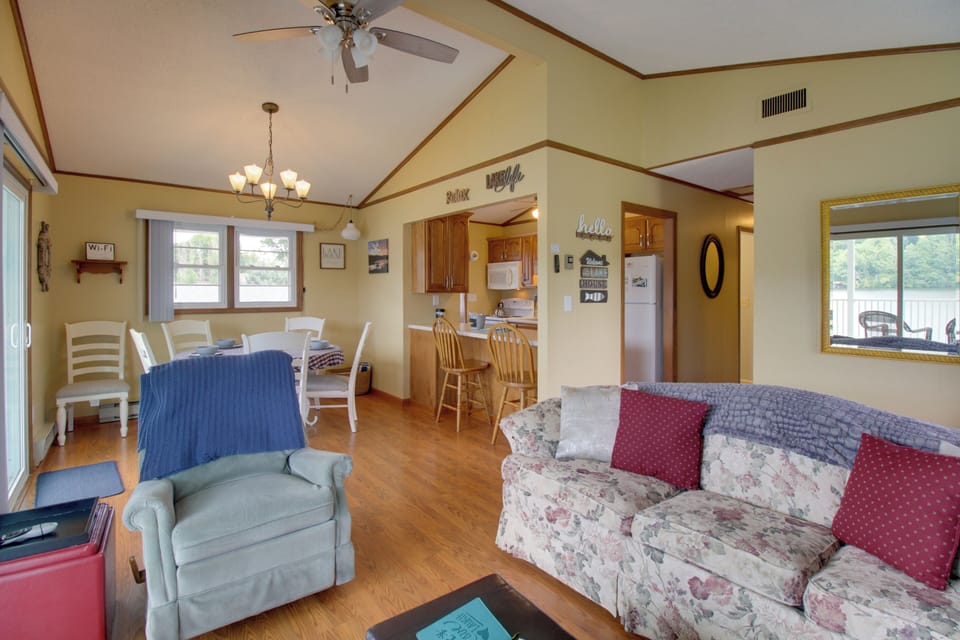 Living Room | Main Level | Great for Families