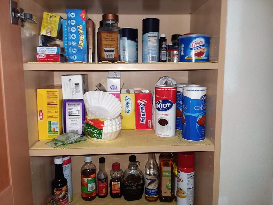 Condiments are provided.