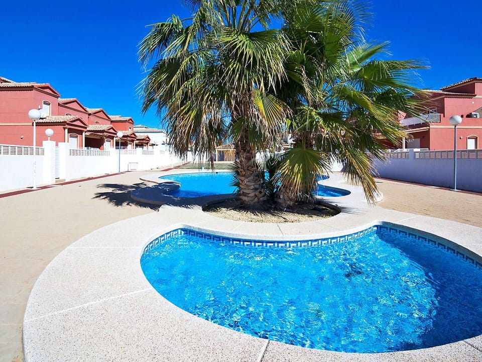 Property, Swimming Pool, Blue, Real Estate, Azure, Town, Building, House, Vacation, Tree