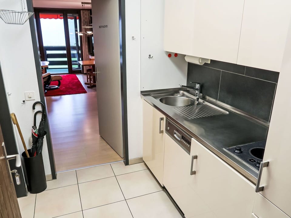 Kitchen Sink, Cabinetry, Sink, Property, Countertop, Kitchen Stove, Kitchen Appliance, Tap, Kitchen, Cooktop