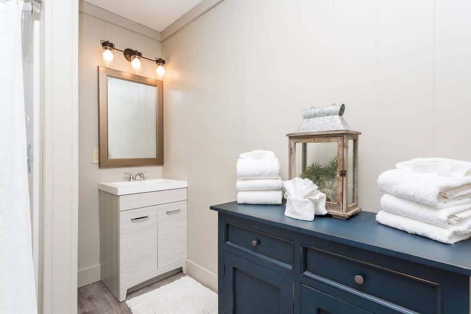 Bathroom 2!