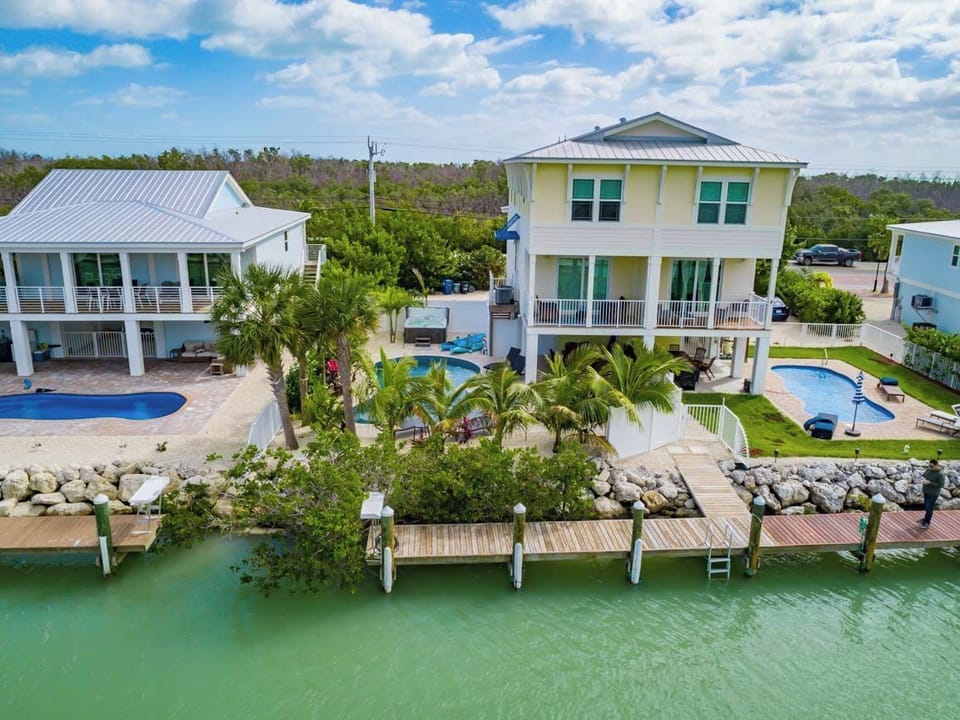 4 Bedrooms & 3 Bath Villa, Private Pool