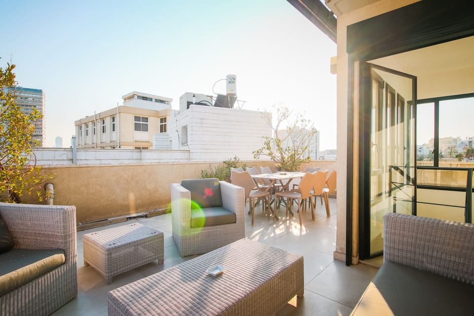 Outdoor Terrace